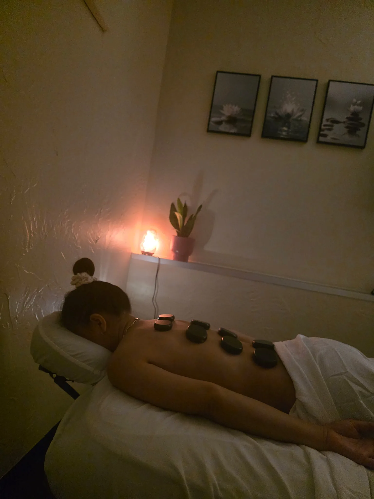 Meet Napa, a Thai massage therapist focused on one-on-one care